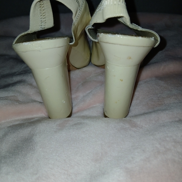 Vince Camuto Sling back heels - Picture 8 of 8